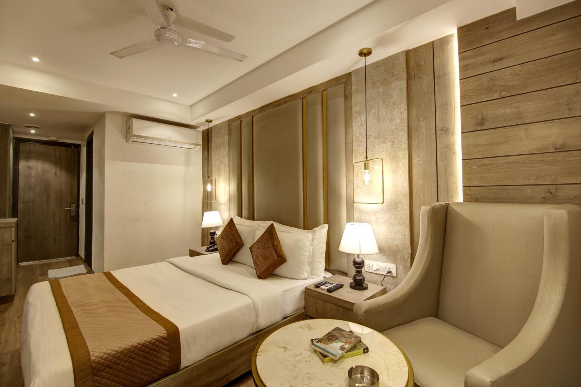Hotel Town Grand Patel Nagar New Delhi Buitenkant foto