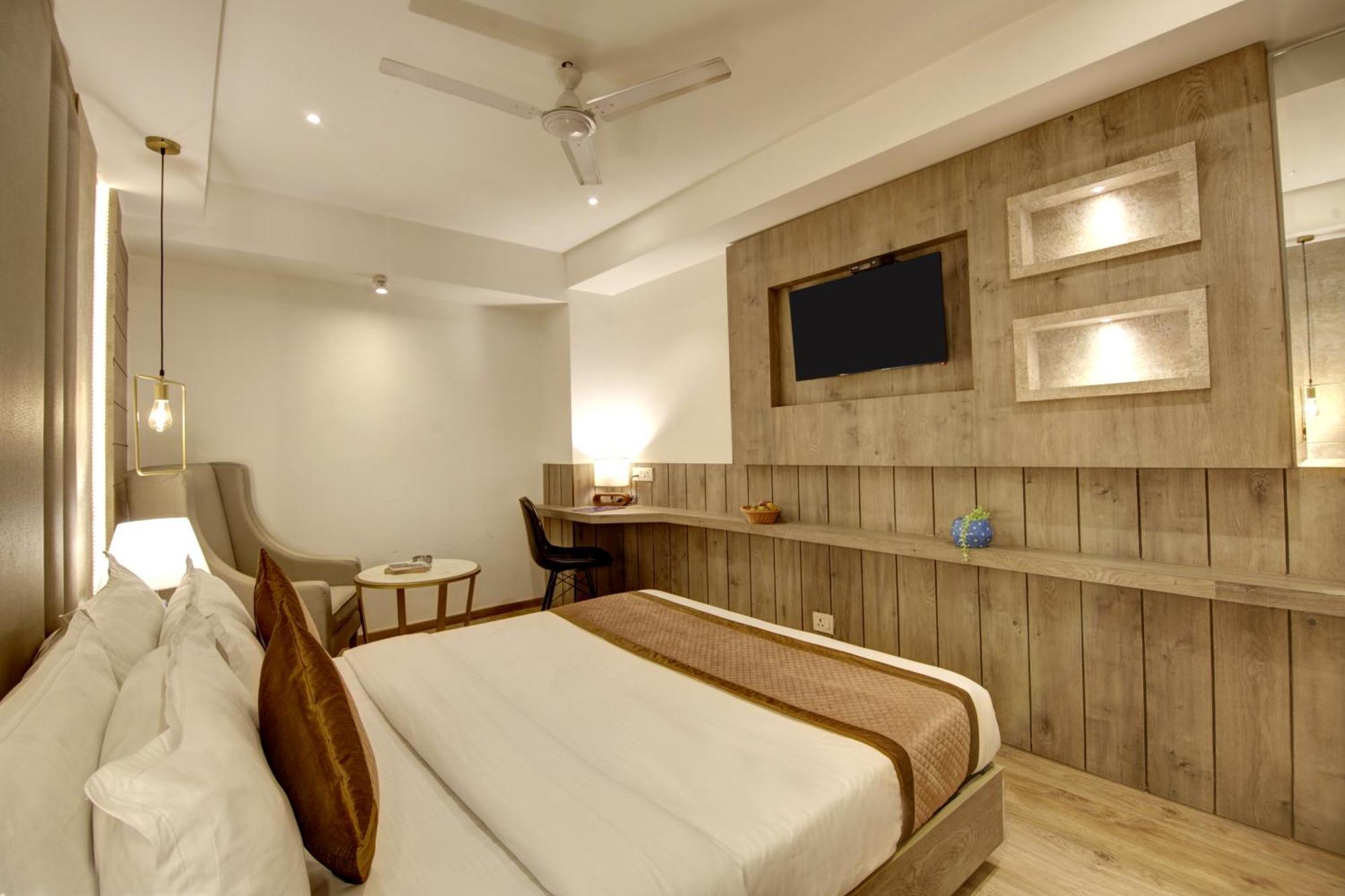 Hotel Town Grand Patel Nagar New Delhi Buitenkant foto