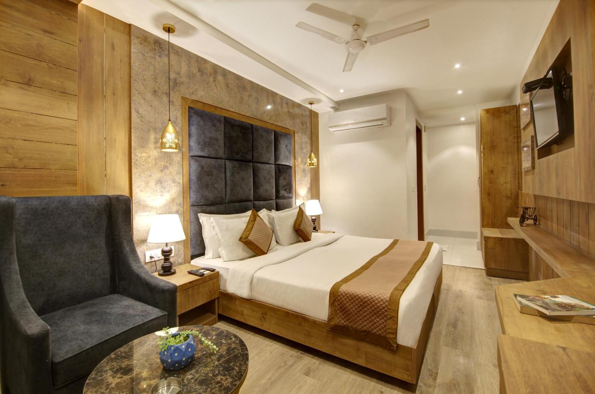Hotel Town Grand Patel Nagar New Delhi Buitenkant foto