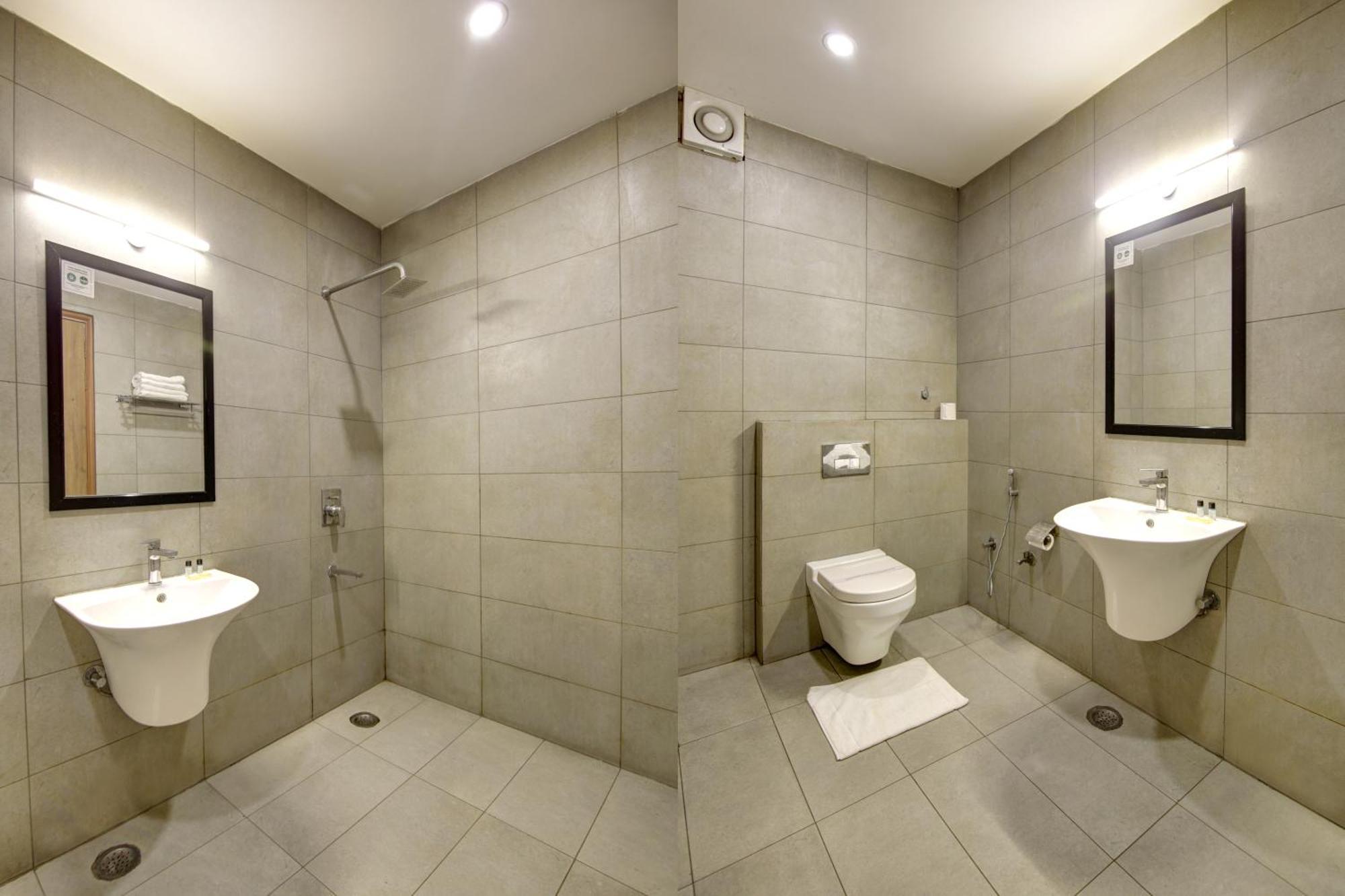 Hotel Town Grand Patel Nagar New Delhi Buitenkant foto