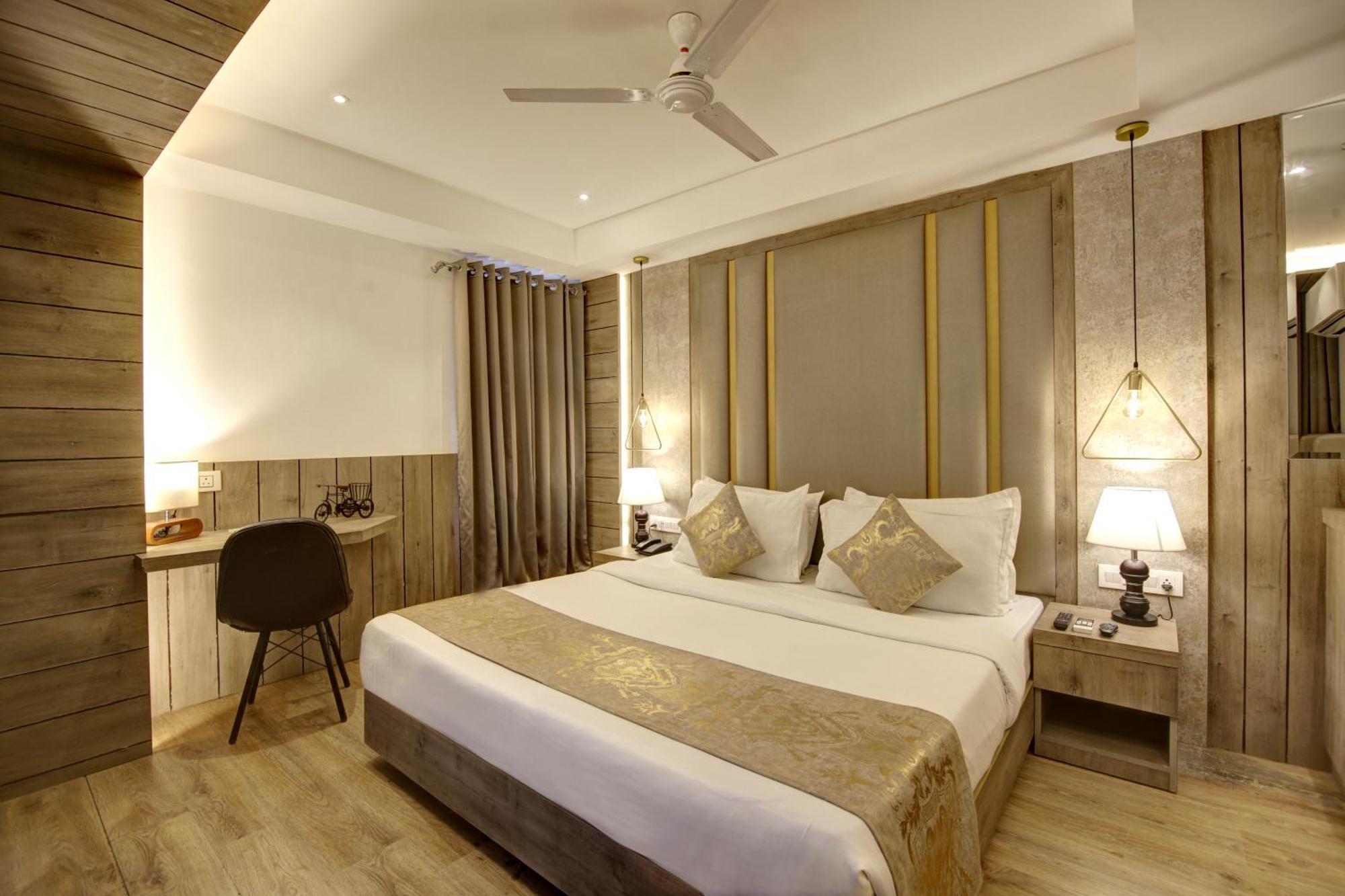 Hotel Town Grand Patel Nagar New Delhi Buitenkant foto