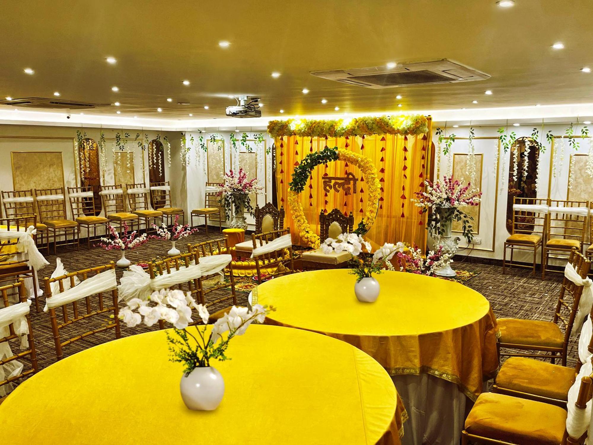 Hotel Town Grand Patel Nagar New Delhi Buitenkant foto