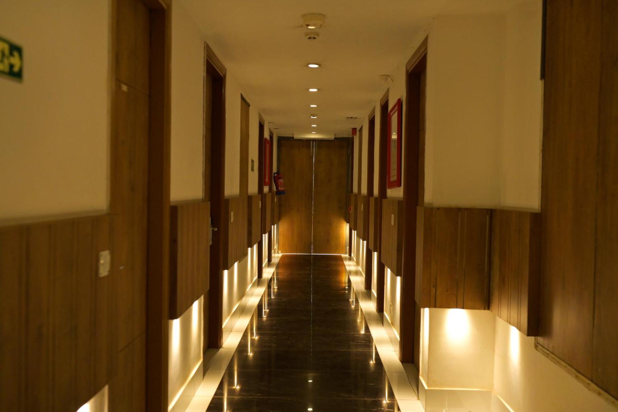 Hotel Town Grand Patel Nagar New Delhi Buitenkant foto