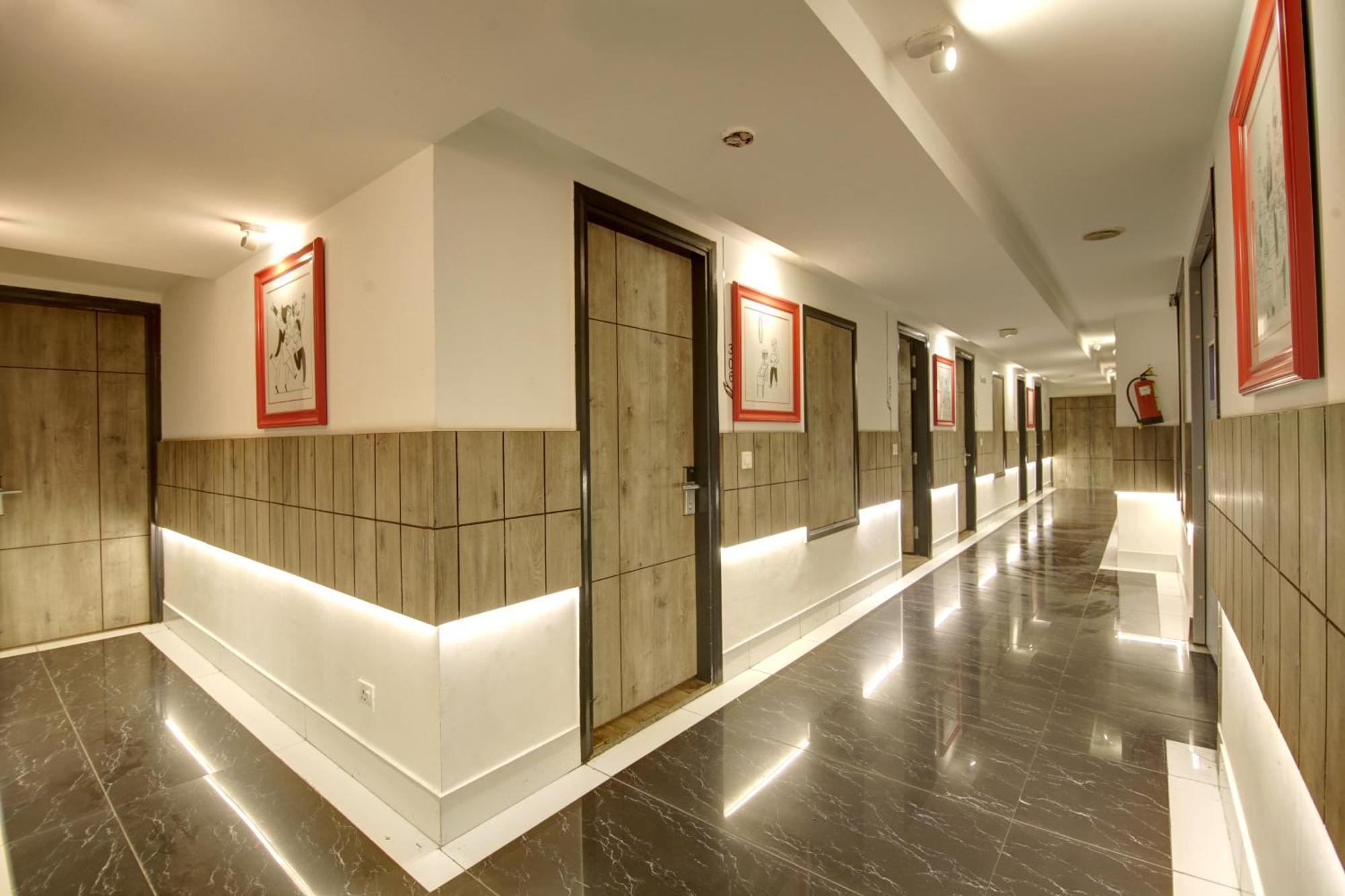 Hotel Town Grand Patel Nagar New Delhi Buitenkant foto